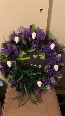 Halloween wreath