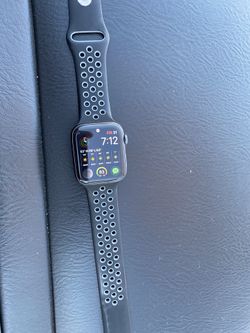 Apple Watch series 4 44MM