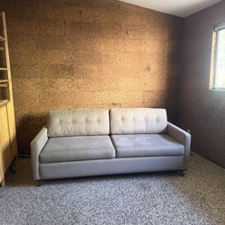 West elm henry pull out couch queen—comfy