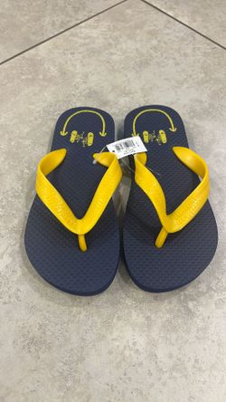Old Navy Boy’s Flip Flop Sandals, Size 12-13, 1-2, 3-4, 5-6
