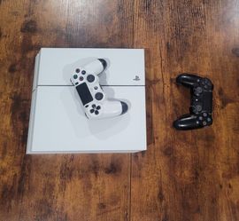 PS4 *Glacier White*