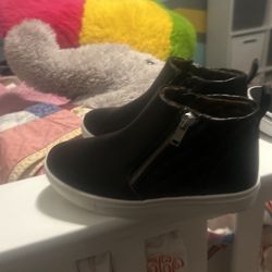 Size 13 Steve Madden Leather Shoes