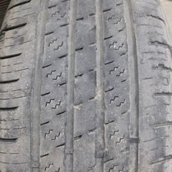 USED 275/55/20 TIRE 