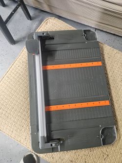 Sheet cutter