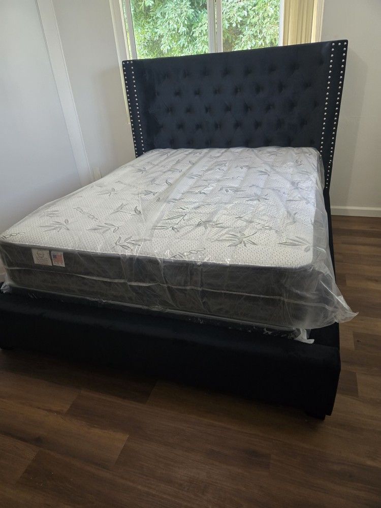 Queen Bed Frame With Mattress