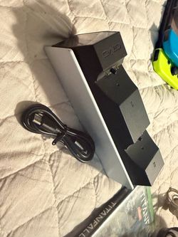 Ps5 charging station and phone remote