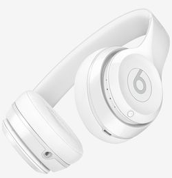 Beats Solo3 glossy white wireless headphones