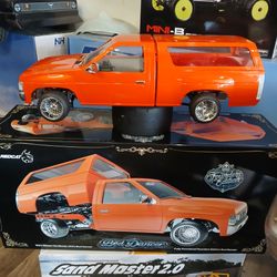 Red cat racing Nissan hardbody founders edition RC dancing bed lowrider brand new limited edition last one we got