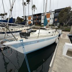 27ft Cal Sailboat Cruiser