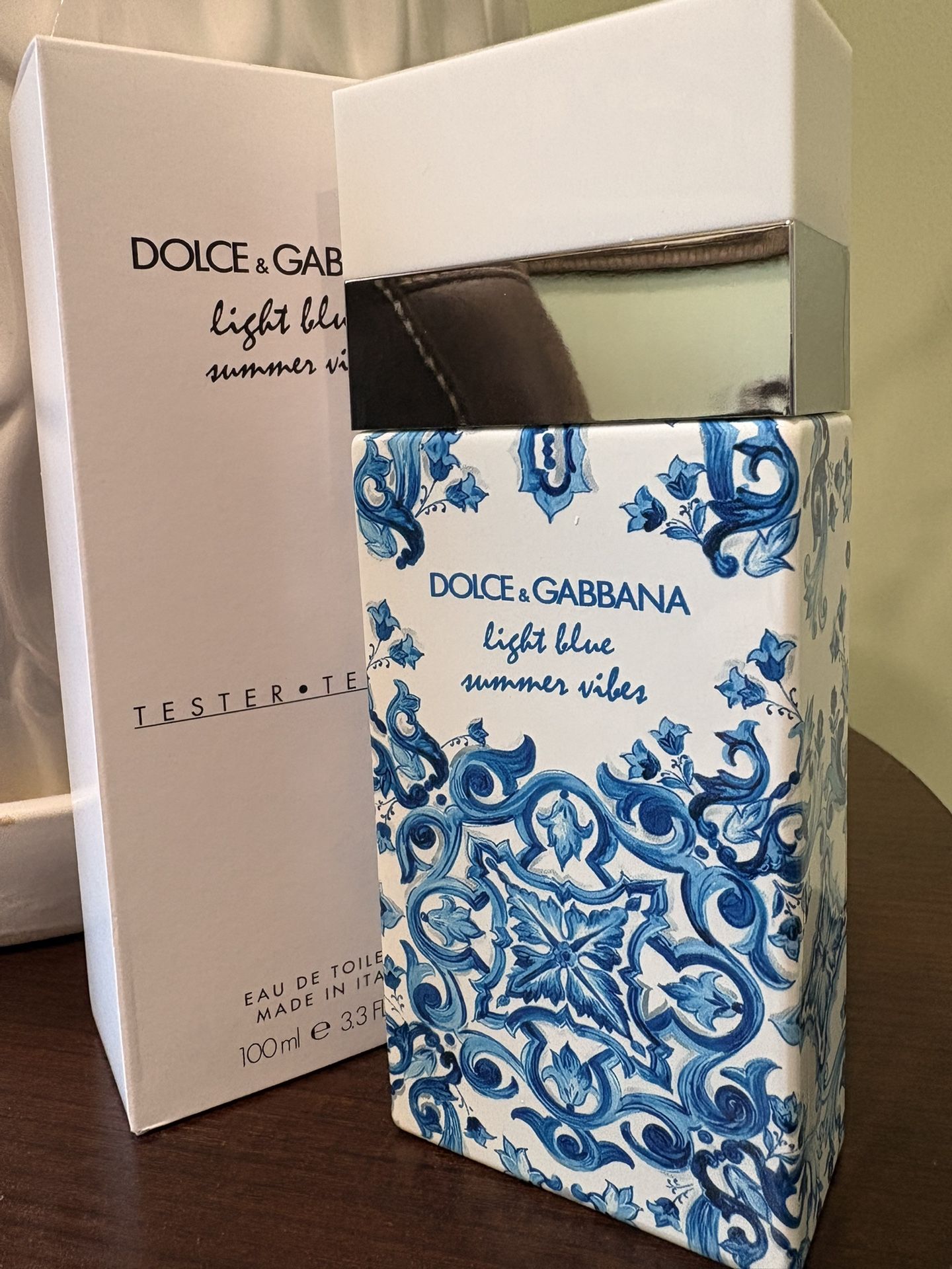 Dolce & Gabbana Light Blue Summer Vibes Perfume
