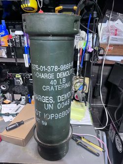 ARAMY explosive Canester