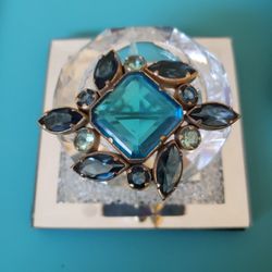 Vintage Signed KC Kenneth Cole Shades of Blue Rhinestones Goldtone Brooch/Pin 2.5" F10 
