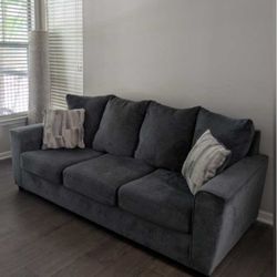 Rooms To Go 3 Seater Sofa