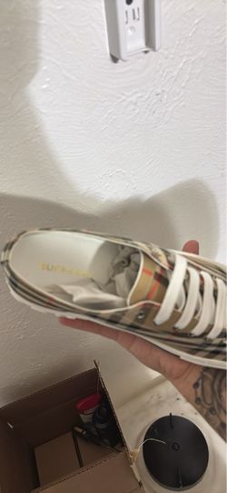 Burberry Low-Top Sneakers