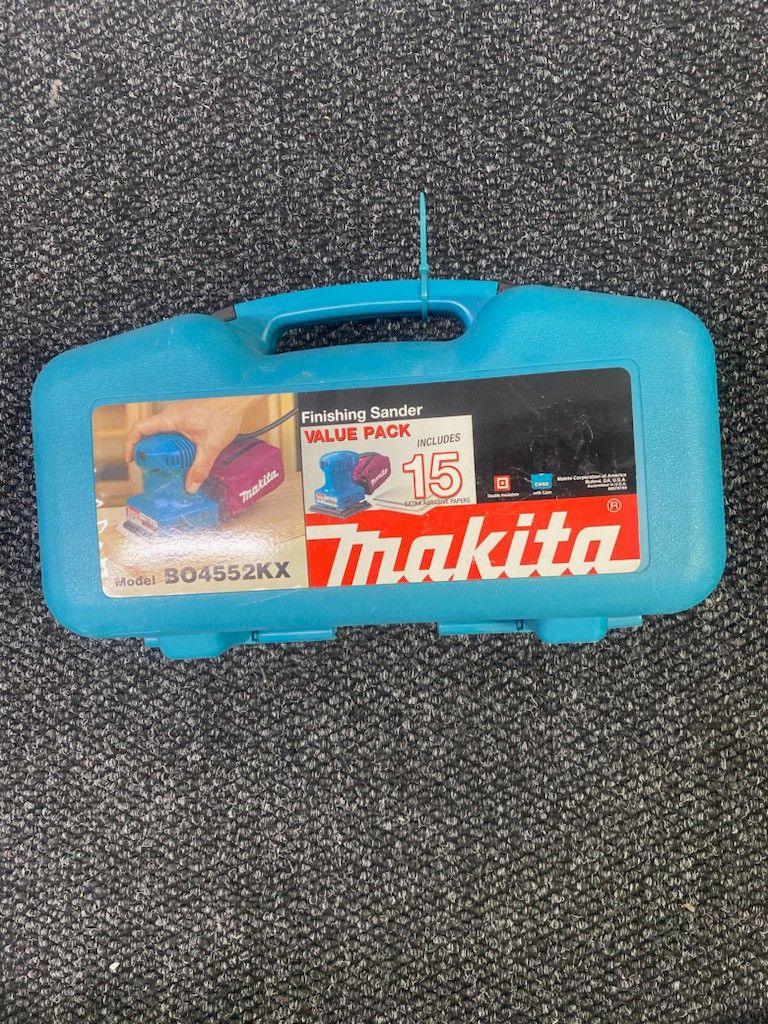 Makita Finishing Sander b04452kx (New)