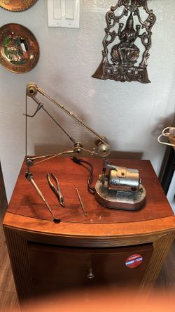 Antiquísimo equipo de estomatología