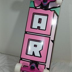 New Skateboard Size 8