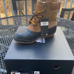 New ! Sorel Boy’s Cheyanne Size 4 