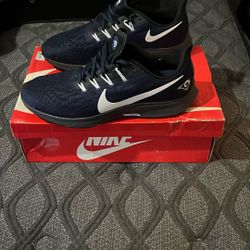 Nike Zoom Size 12