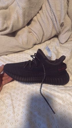 Yeezys boost 350 v2