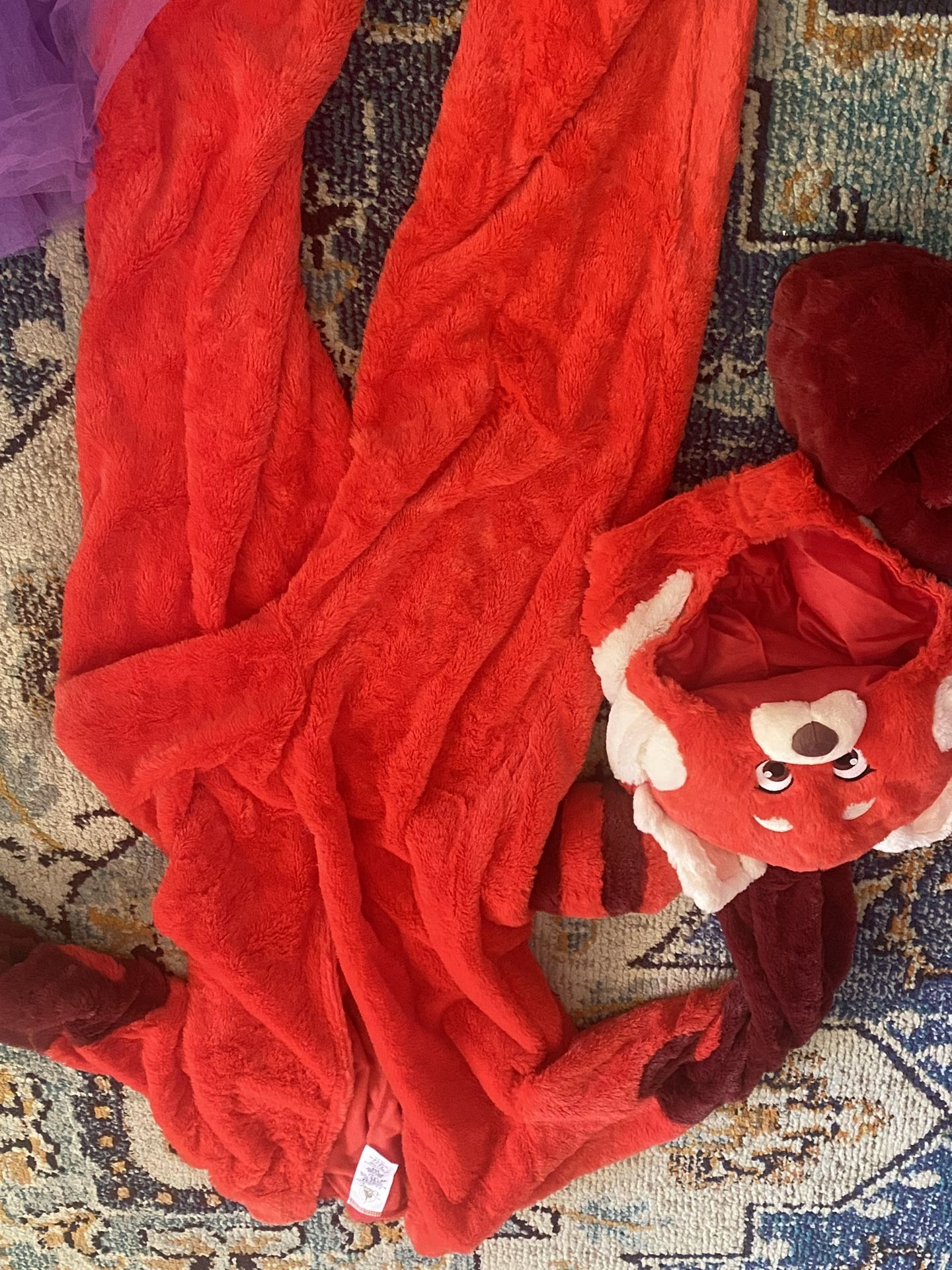 Turning red Costume