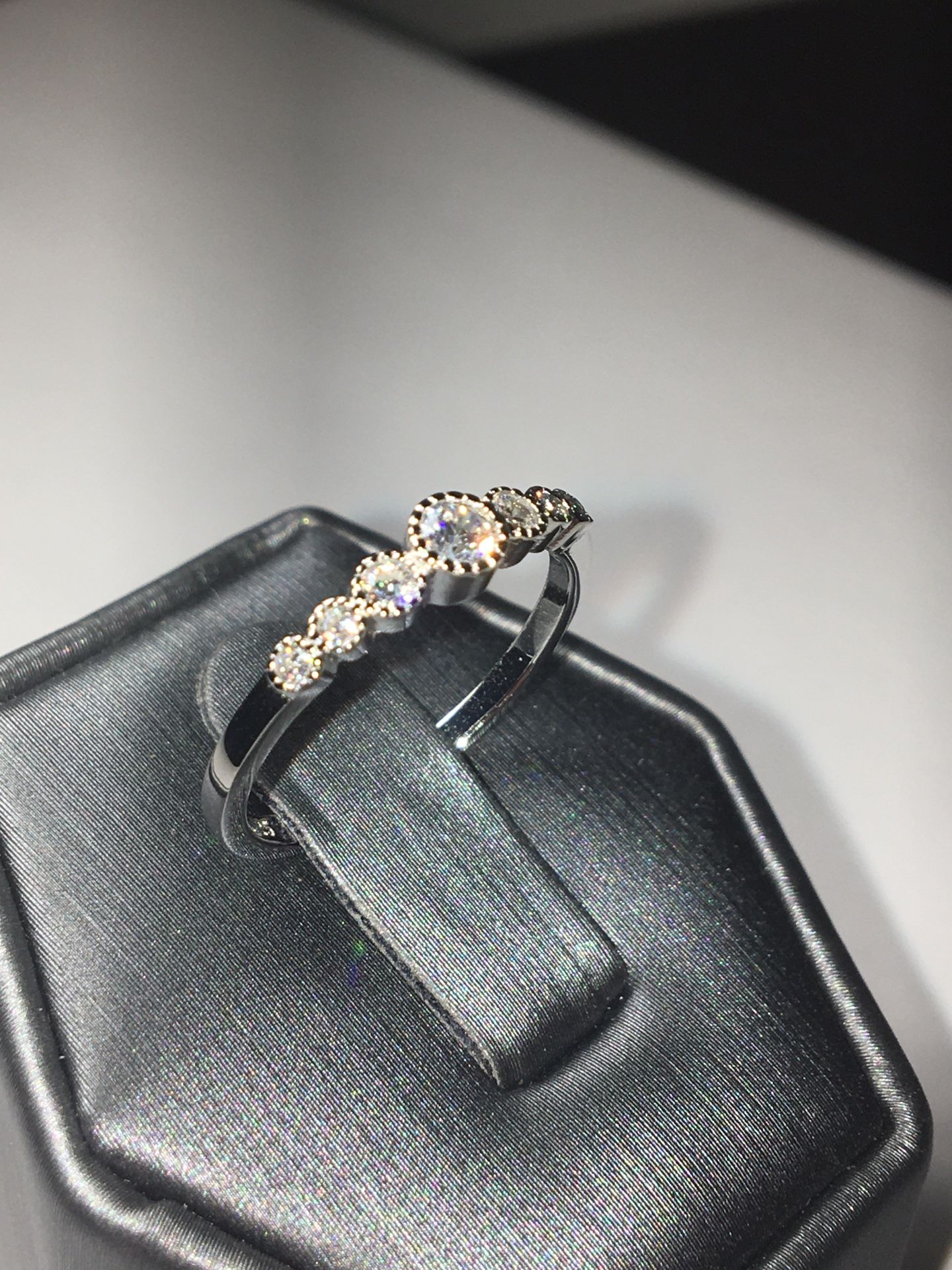 925 Sterling Silver Cubic Zirconia Inlaid Wedding/Promise Ring (size: 6)