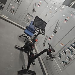 Peleton bike Exercise Indoor Bike 