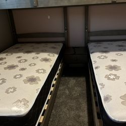 Triple Bunk Bed Frame With Mattresses 