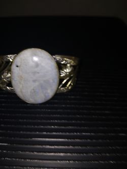 30 plus carrot moonstone set in pure silver