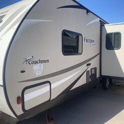 2017 Coachman Freedom
