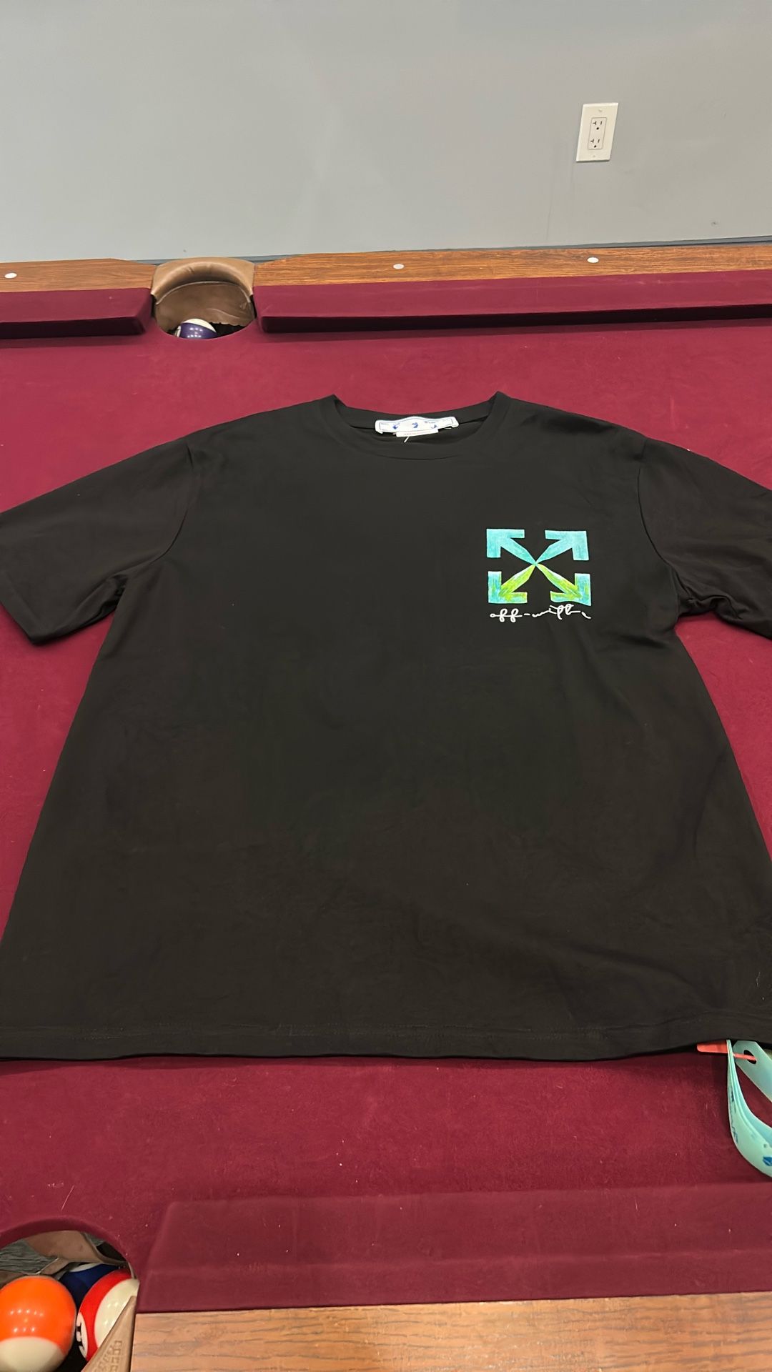 Off White T-shirt