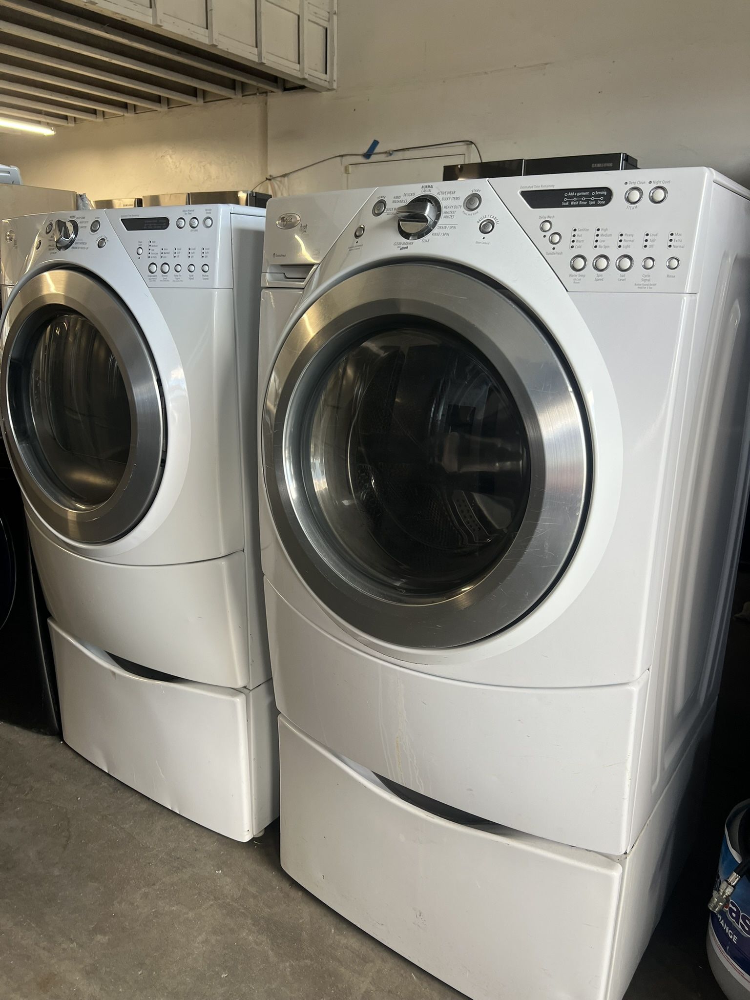Whirpool Duet Set Of Washer And Dryer