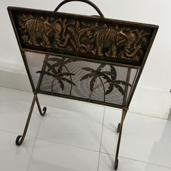 Iron Magazine Rack , With Elephant Decor , Beautiful and In Great Condition ( Like New )