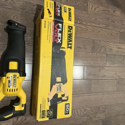 DeWALT Reciprocating Saw (Tool only)