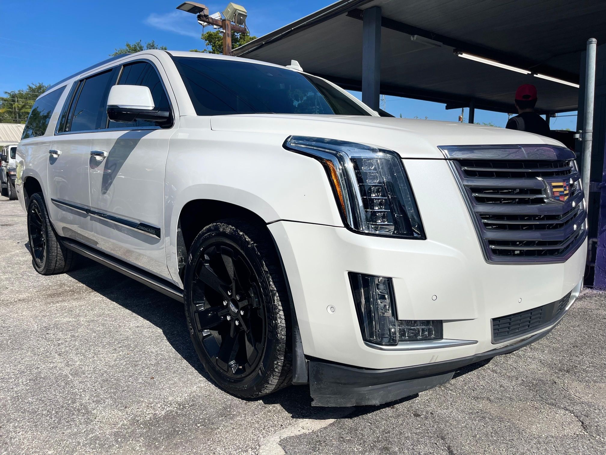 Cadilac Escalade ! $1000 Down