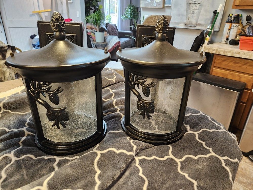 4 Beautiful.porch Lights They All Work