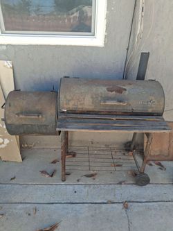 Charcoal grill