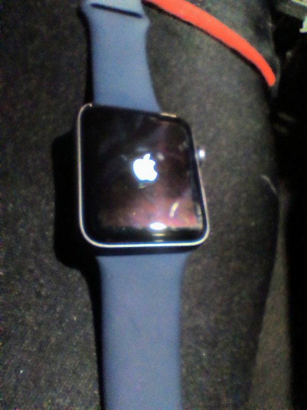 Apple I watch Series 3 Nike Plus 42nm GPS