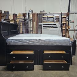 Full Captains Bed And Mattress 