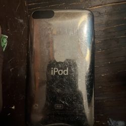 iPod works With Charger And Wi-Fi