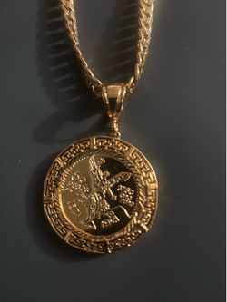 CENTENARIO Y CADENA ESTILO CUBANA EN  CHAPIADO / LAMINADO DE OR DE 14k