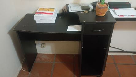 Black Wood Computer Desk with Drawer and chair