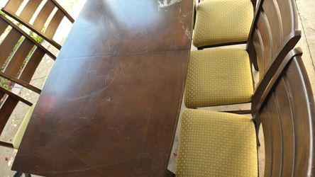 Table and 6 chairs