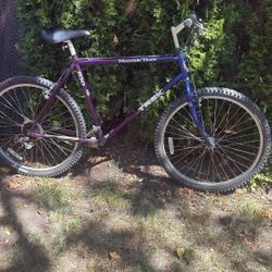 Trek 830 Mountain Track Bicycle