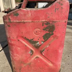 vintage usmc red gas can