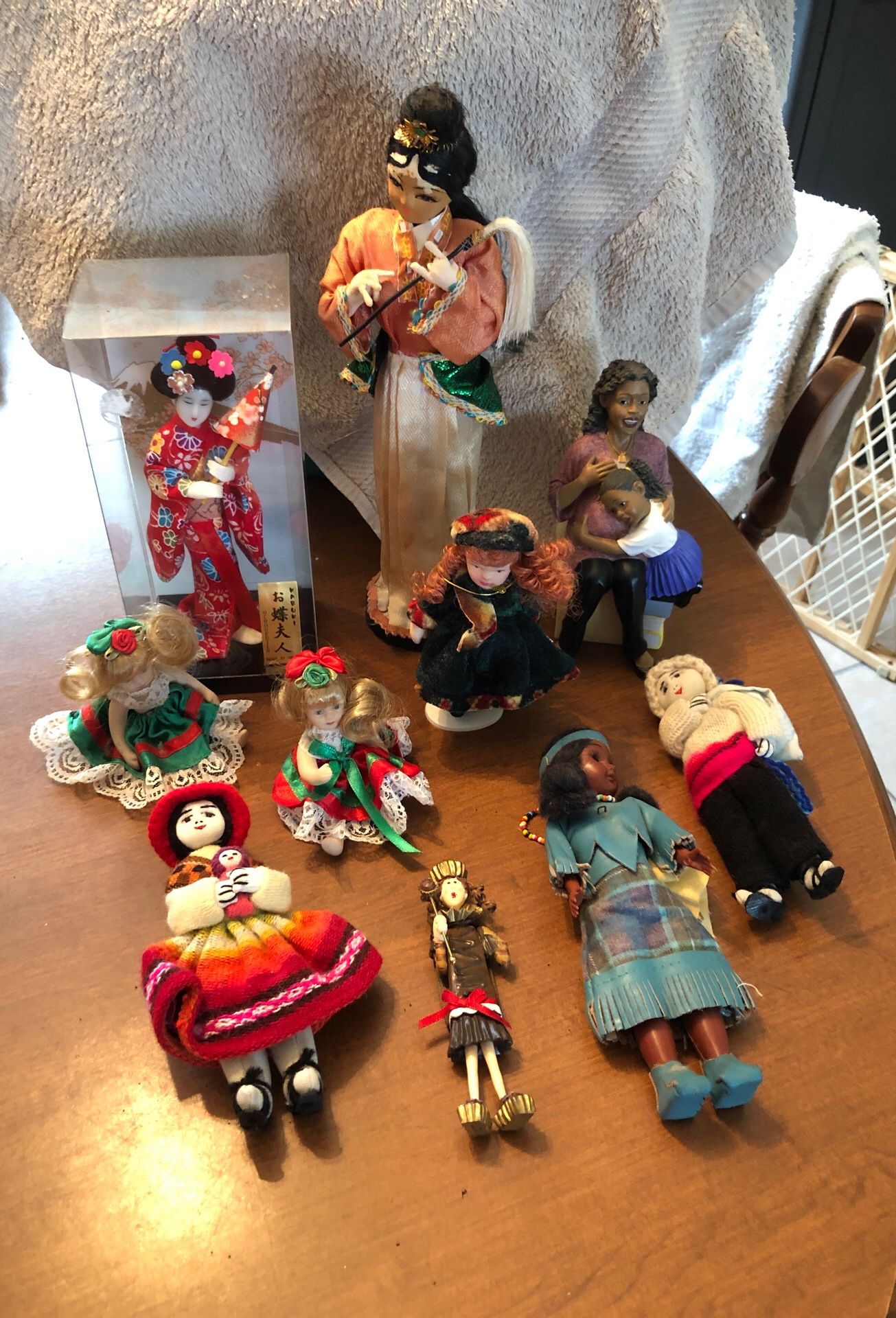 Dolls over the world