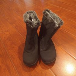 Snow Boots