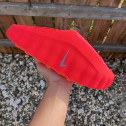 Nike Mind 001 Slide Solar Red (Size 9)