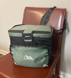 ARTIC ZONE COOLER