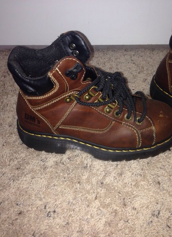 Dr. AirWair Martens safety shoes female